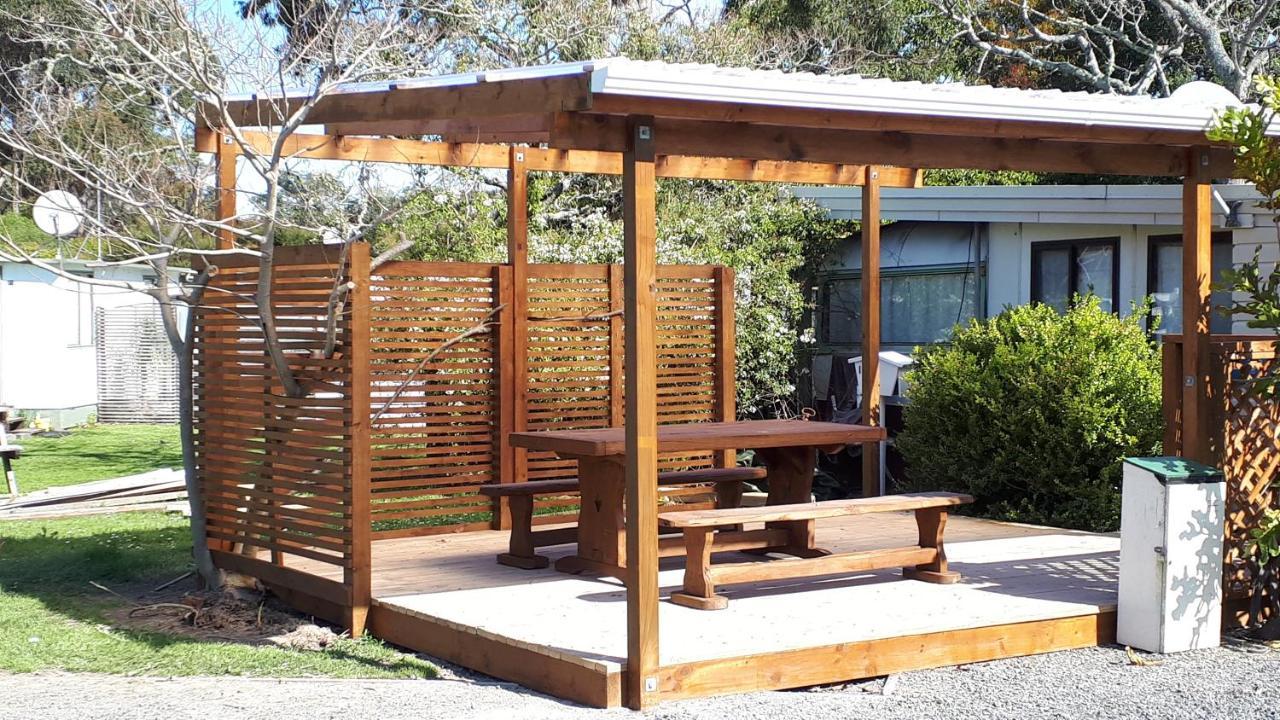 Orere Point Top 10 Holiday Park Оукланд Екстериор снимка